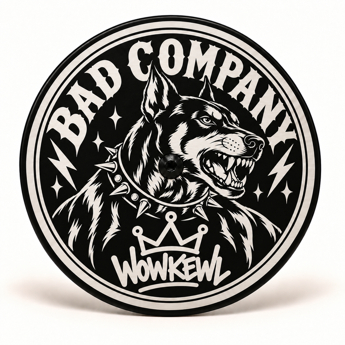 WOWKEWL Bad Company – Luftrenarlock 5,5″ mot vit bakgrund