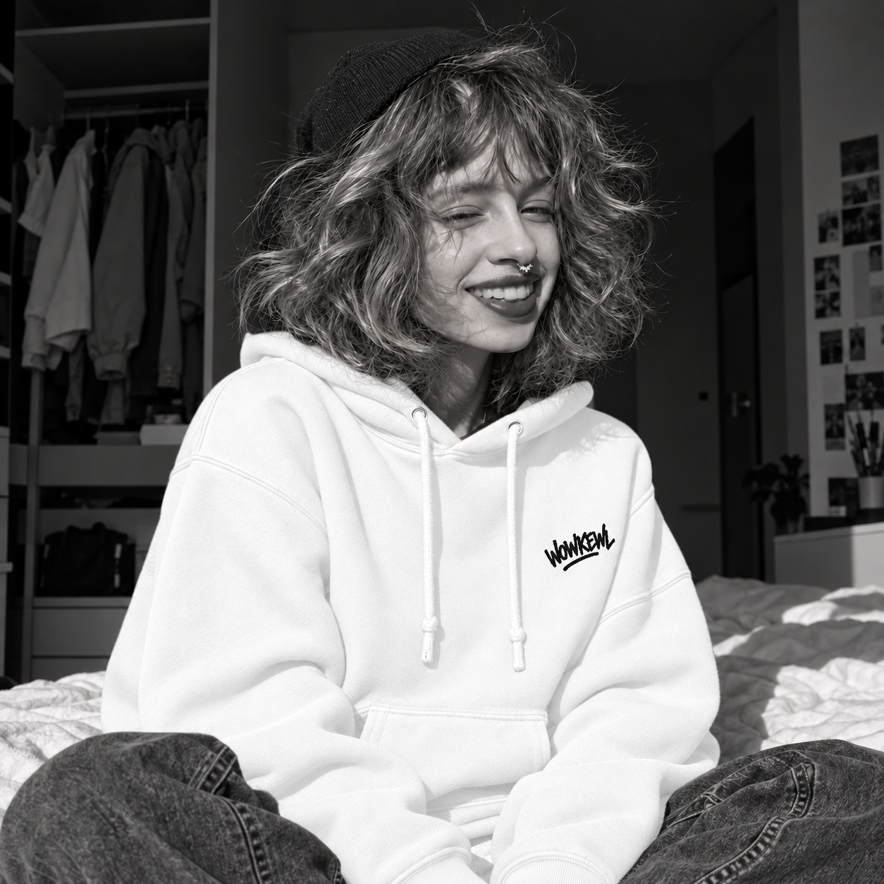 WOWKEWL Crown Mono Hoodie – vit