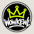Rund WOWKEWL Crown Logo-sticker med krona